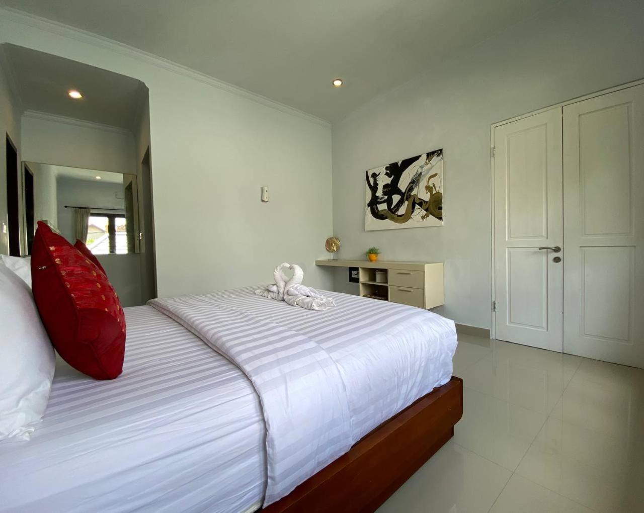 Villa Mayu Dedaries Seminyak  Exterior photo