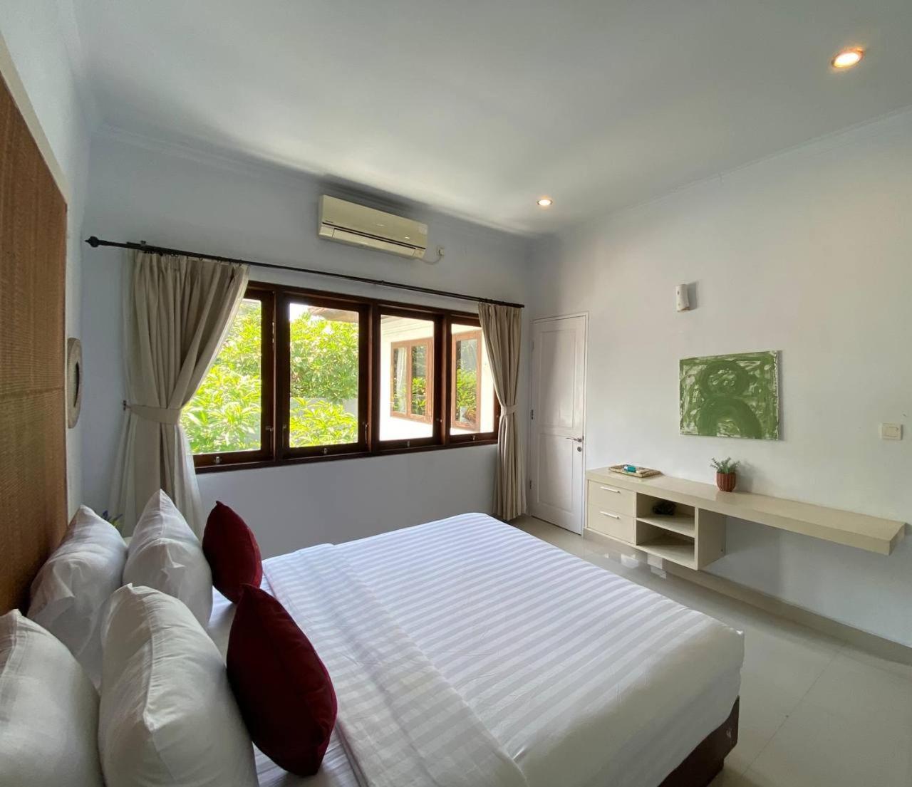 Villa Mayu Dedaries Seminyak  Exterior photo